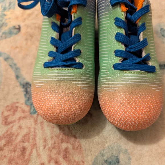 💥3/$24 Brava Vibrant Soccer Cleats‎ - Picture 4 of 5